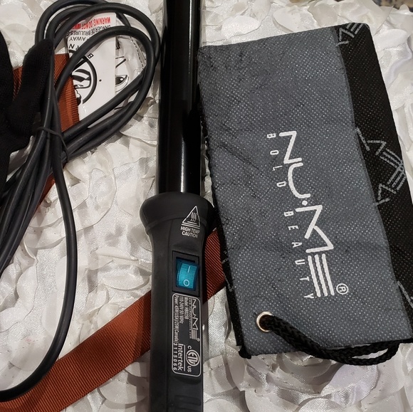 ⭐SOLD!⭐ NuMe Curling Iron Wand Black - Picture 2 of 8